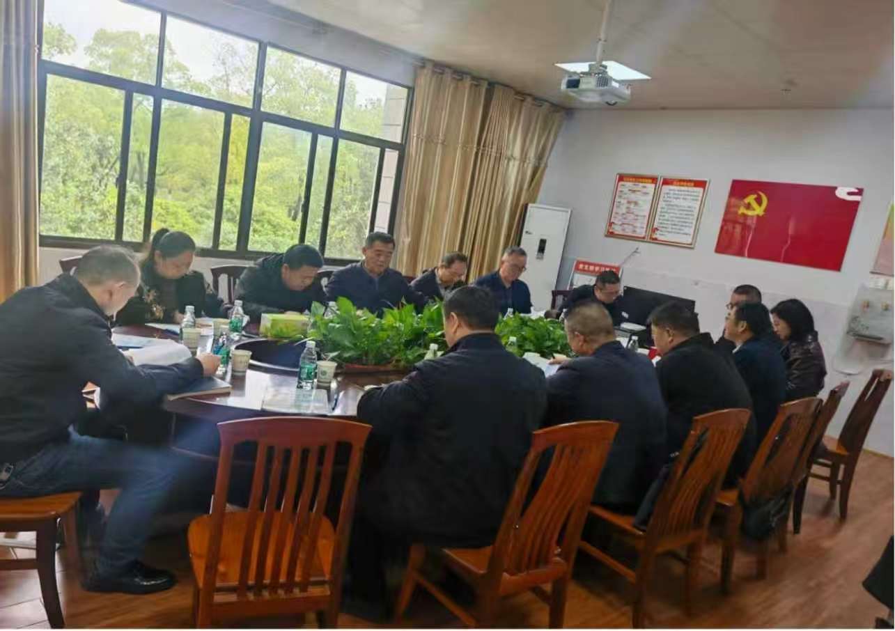 我校召开校医院建设发展专题调研会